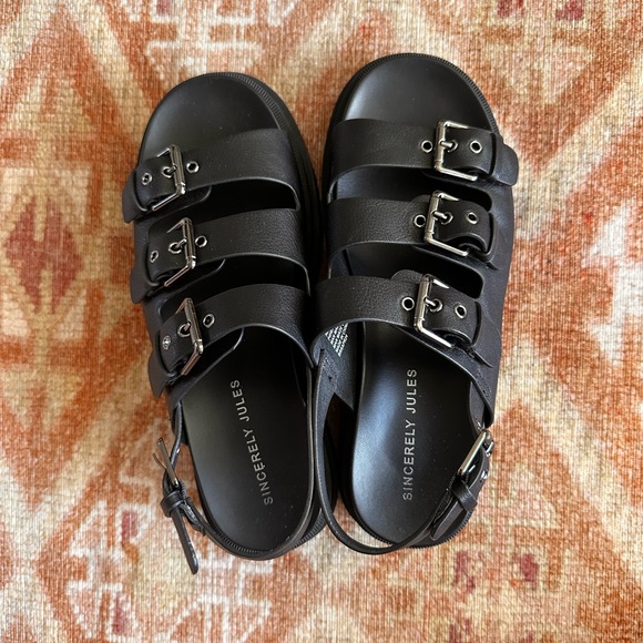 Sincerely Jules Black Chunky Platform Sandals - Picture 4 of 5